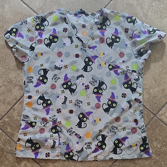 Halloween Cat Print Scrub Top - Picture 1 of 2